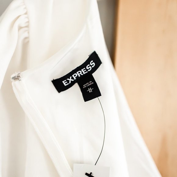 NWT Express Puff Sleeve Sheath Dress with Tie Waist in Winter White Size Medium - Picture 7 of 13